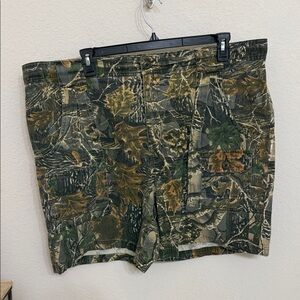 Cabelas Camouflage Cargo Shorts